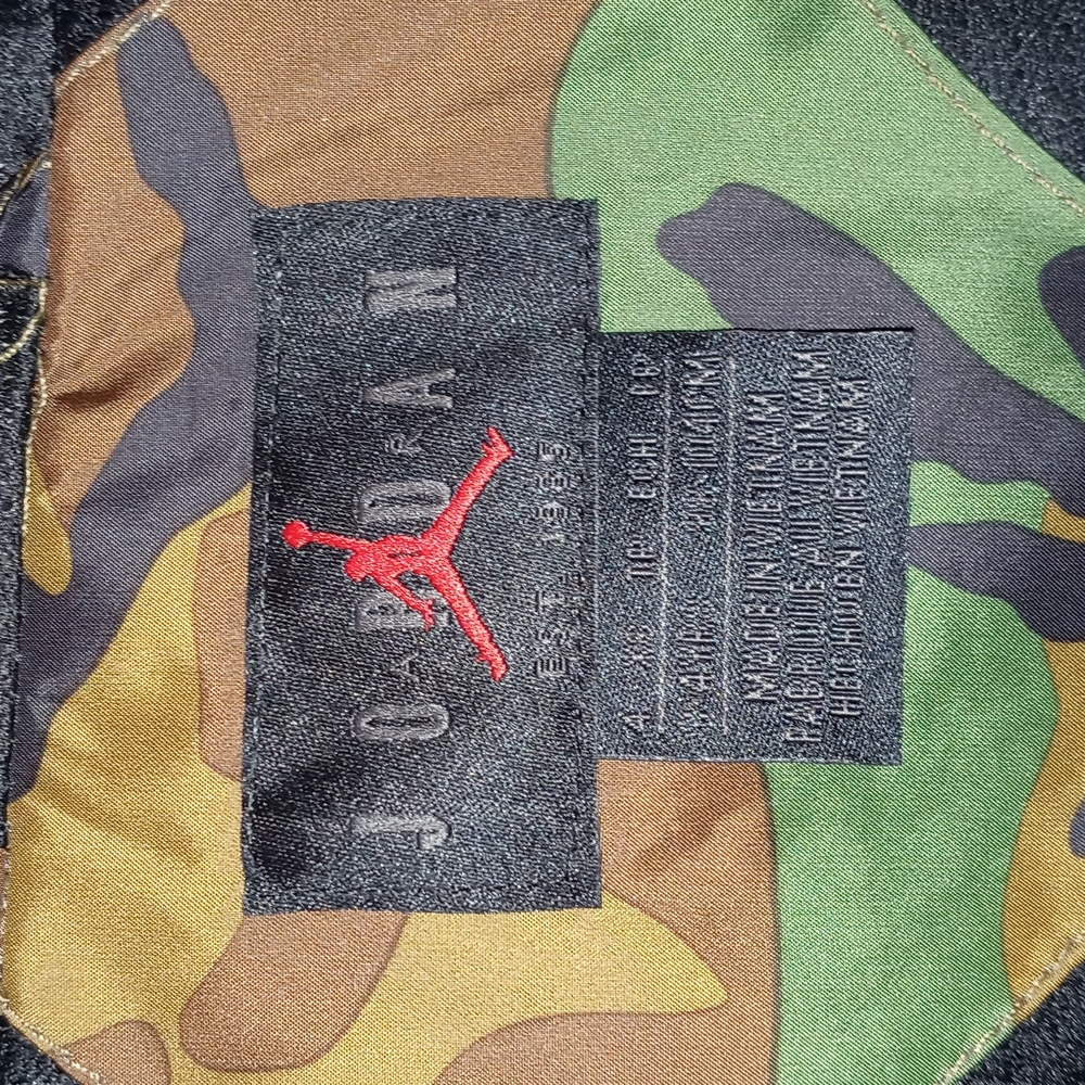 Sold - Picture 7 of 9